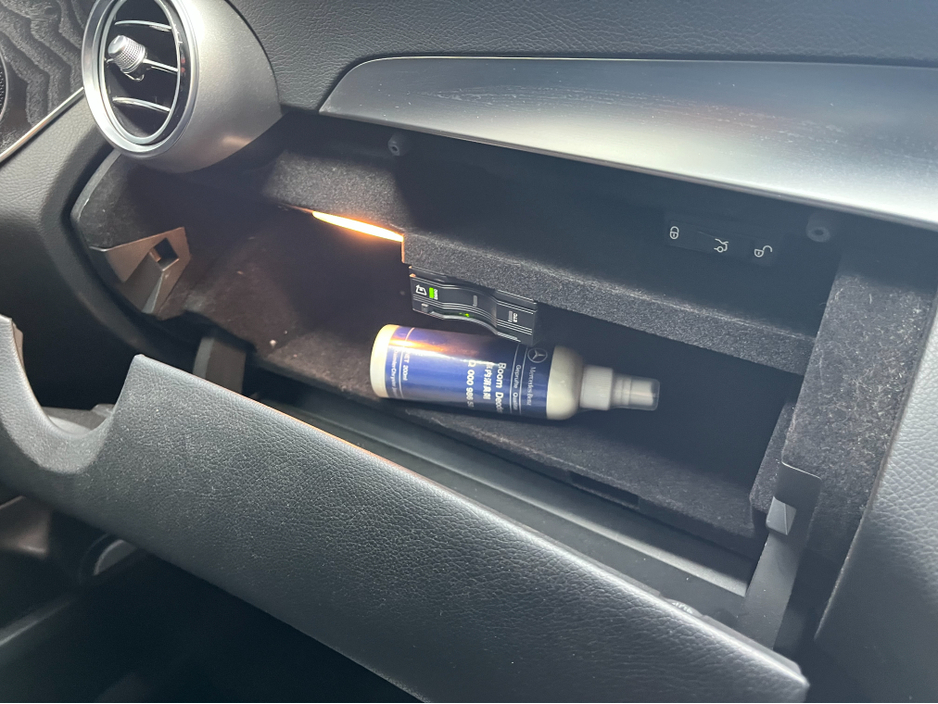 2018 Mercedes-Benz C Class - image 17