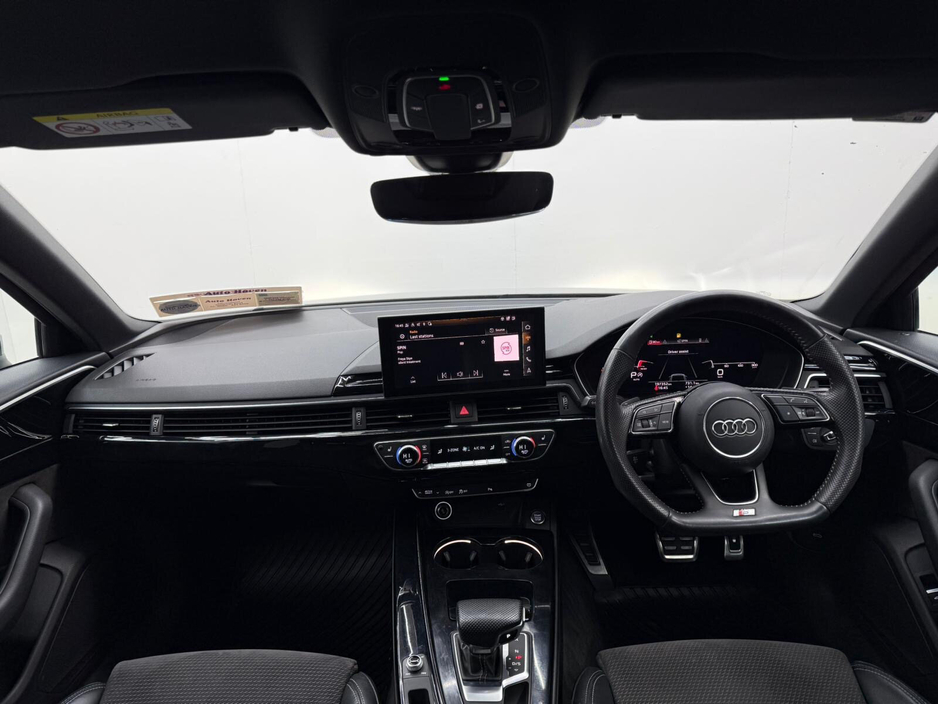 2020 Audi A4 - image 9