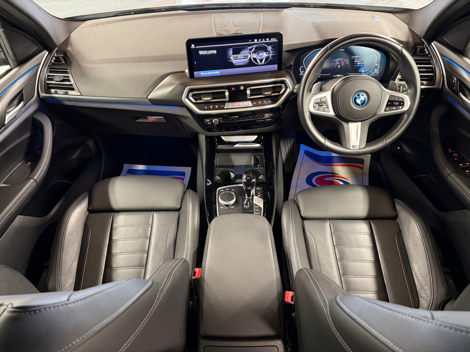 2023 BMW X3 - image 15