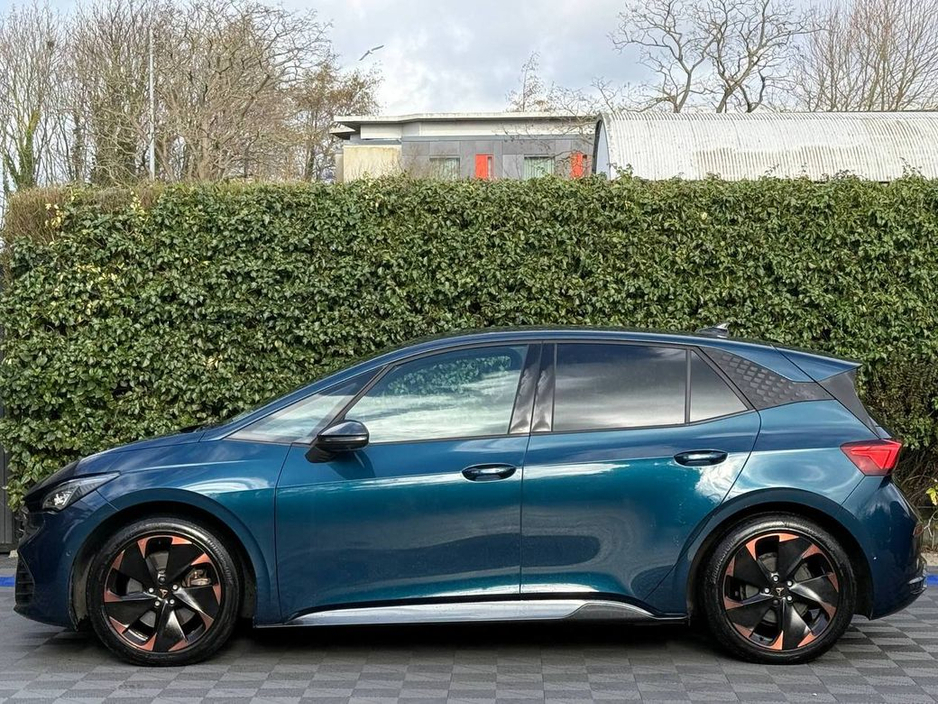 2023 Cupra Born E-BOOST 77 KWH * HUGE SPEC * // PERFORMANCE MODEL // 19" TYPHOON ALLOYS // HEATED SPORT SEATS // CUPRA MODE €24,900