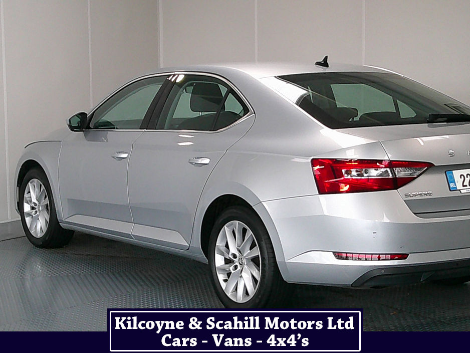 2022 Skoda Superb AMBITION 2.0 TDI 150HP 5DR