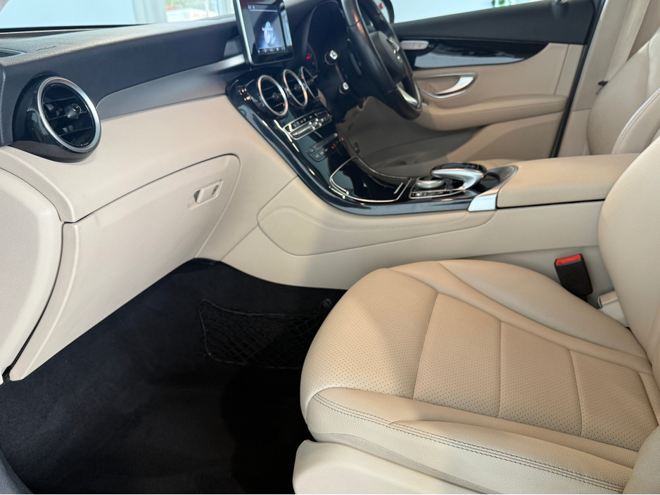 2017 Mercedes-Benz GLC Class 220 D 4MATIC 5DR AUTO €26,950