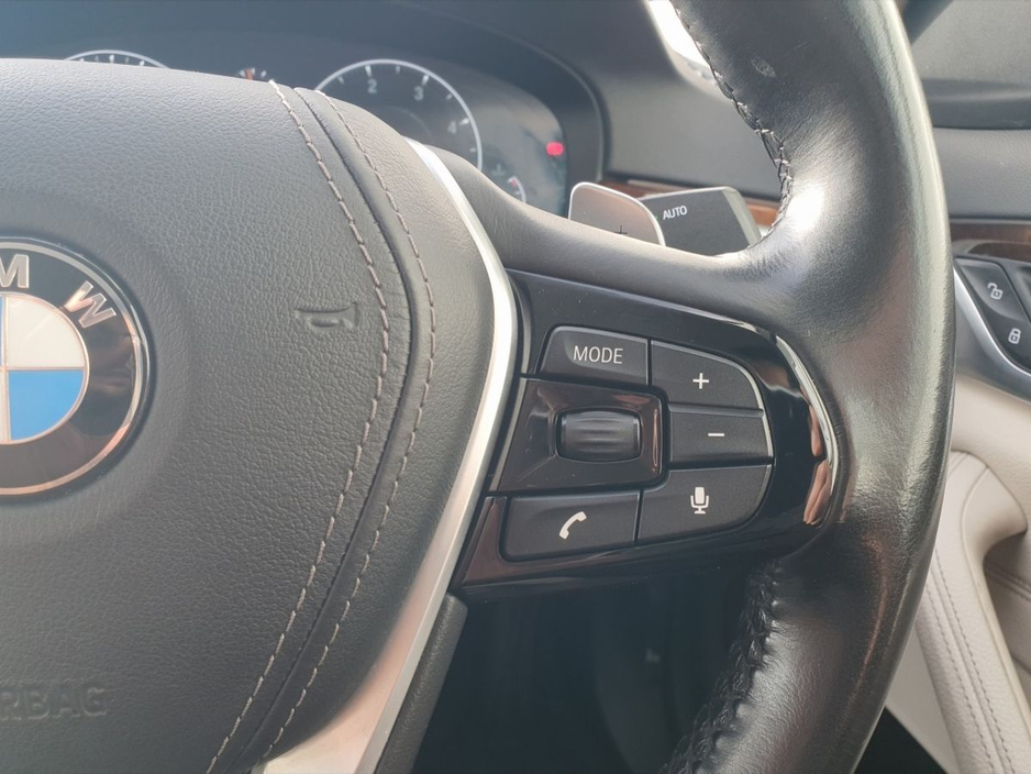 2019 BMW 5 Series 520d xDrive SE Auto €31,995