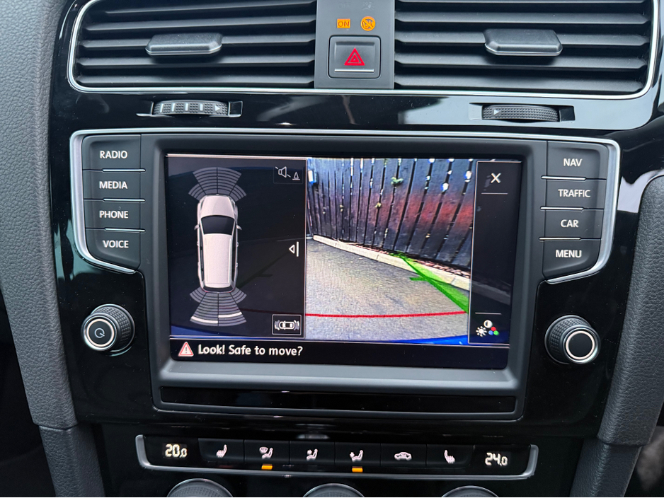 2016 Volkswagen Golf R VARIANT ABA-AUCJXF €24,995