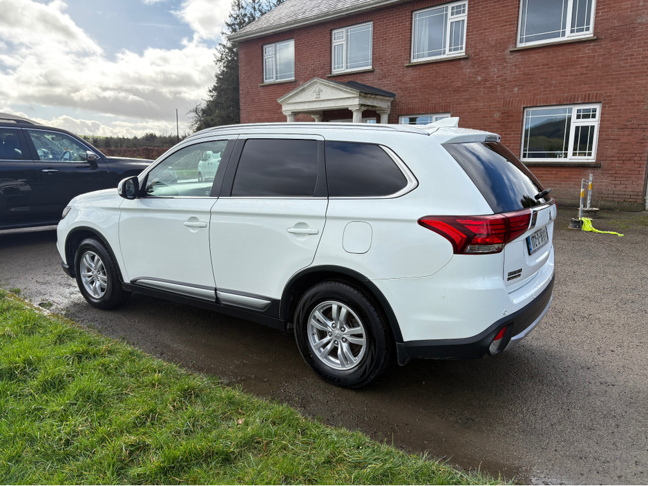 2017 Mitsubishi Outlander 4WD COMMERCIAL 4DR