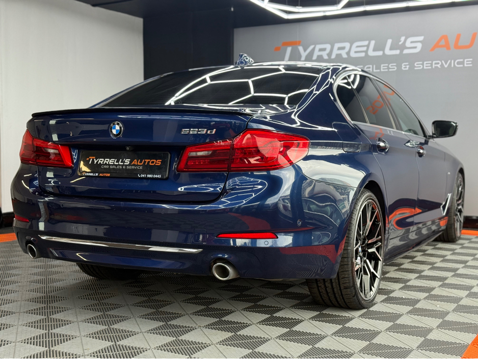 2017 BMW 5 Series - image 5