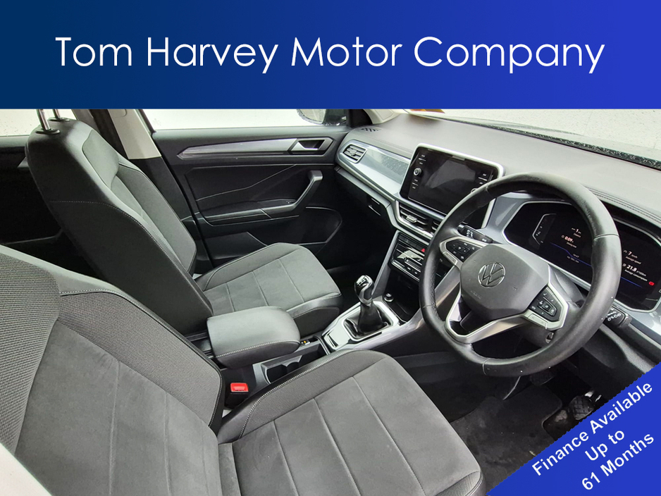 2022 Volkswagen T-Roc - image 4