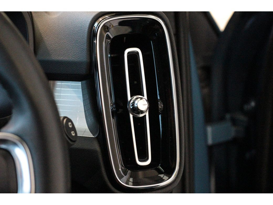 2023 Volvo XC40 RECHARGE T4 CORE 1.5 PHEV €36,899