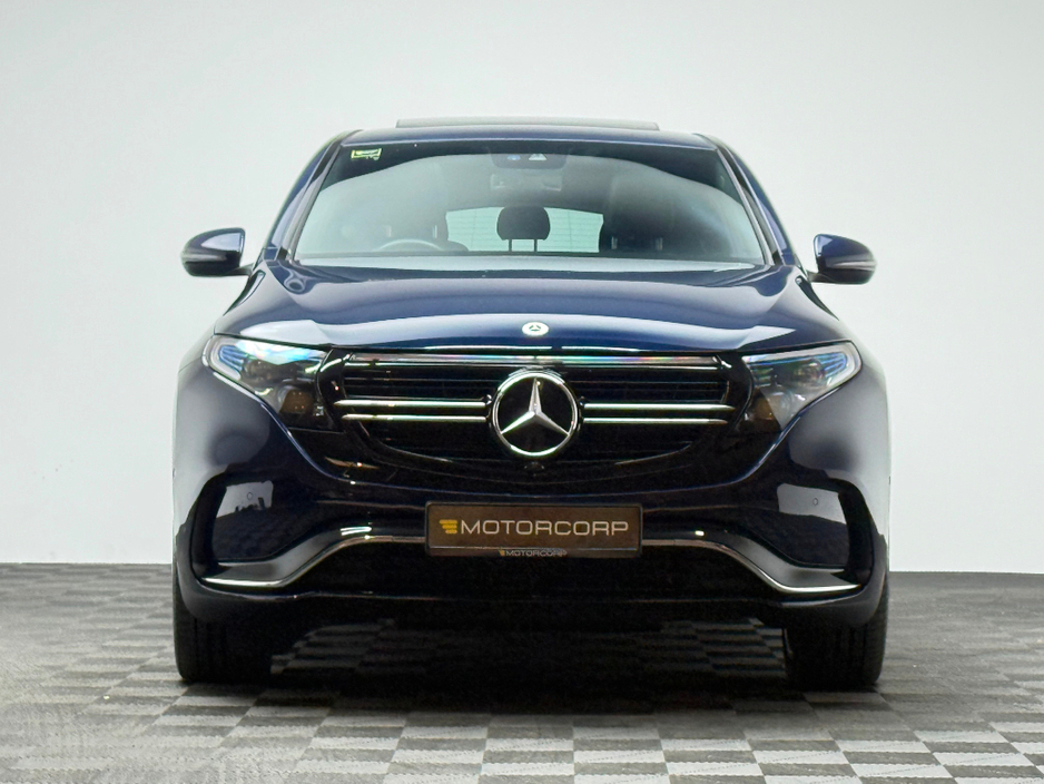 2023 Mercedes-Benz EQC - image 2