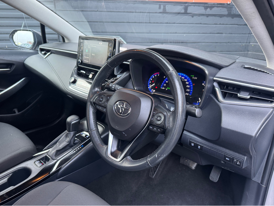 2021 Toyota Corolla 1.8 HYBRID SALOON €18,995