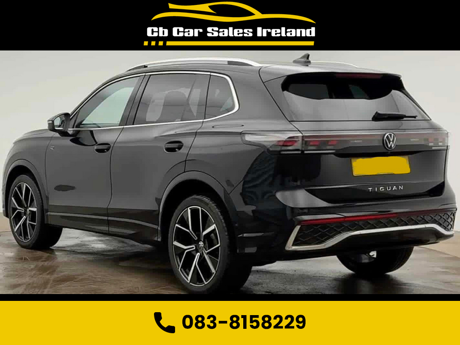 2024 Volkswagen Tiguan - image 3