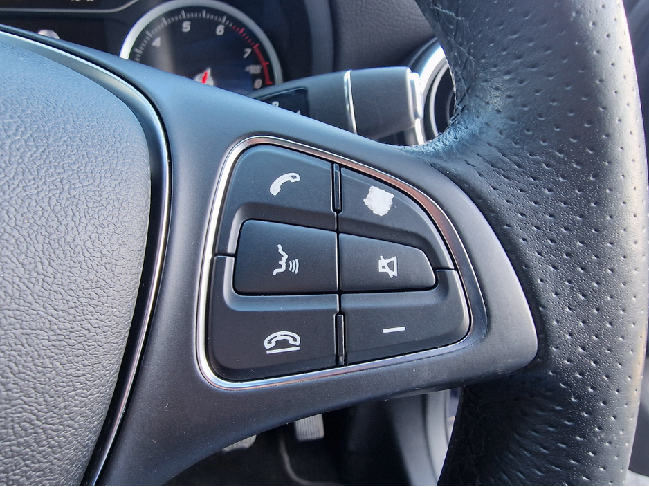 2018 Mercedes-Benz A Class - image 17