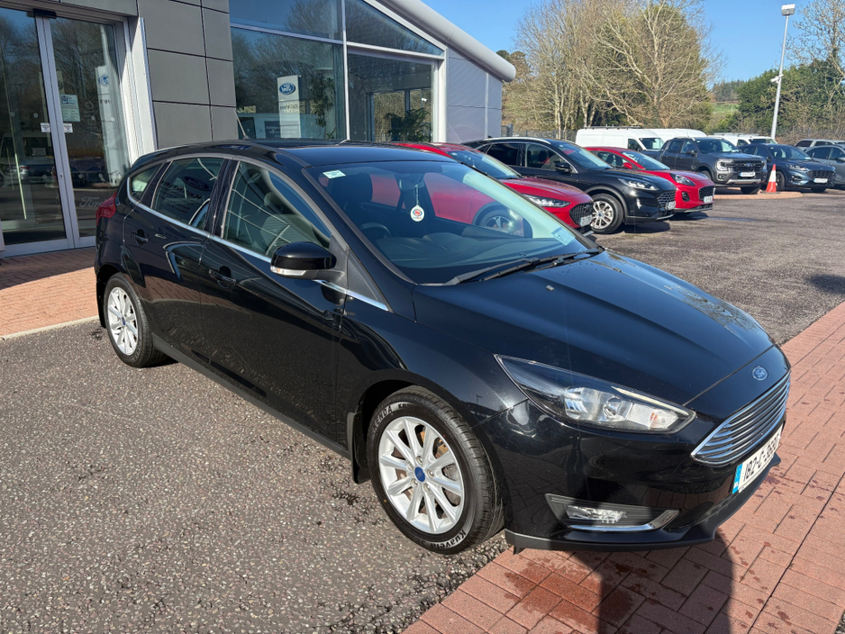 2018 Ford Focus - image 3