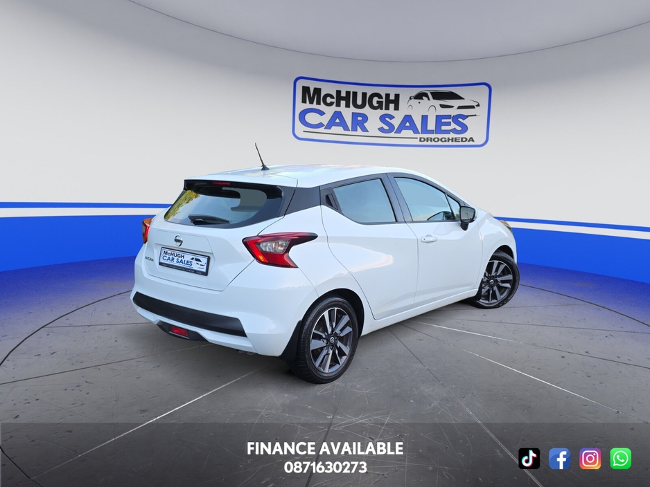 2017 Nissan Micra - image 20