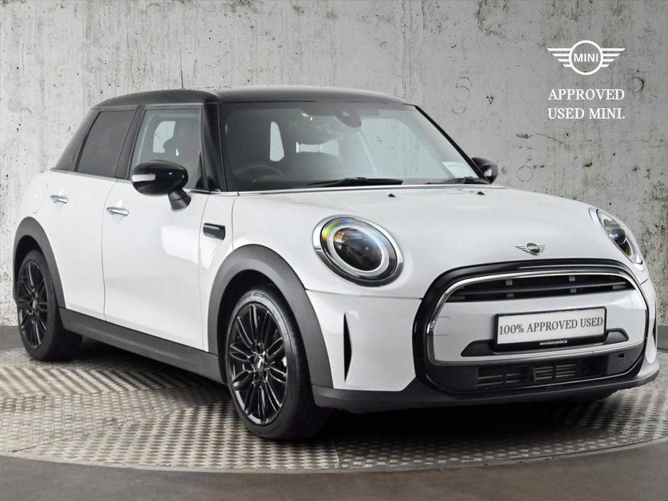 2024 MINI Hatch 5-Door Cooper Exclusive €35,900