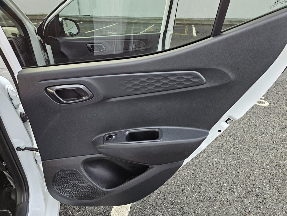 2021 Hyundai i10 1.0 PETROL Deluxe Plus MODEL LOW MILEAGE, FINANCE, NEW NCT, WARRANTY, 5 STAR REVIEWS €13,995