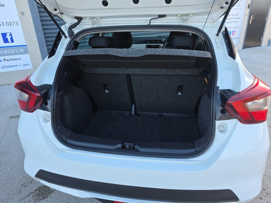 2017 Nissan Micra - image 14