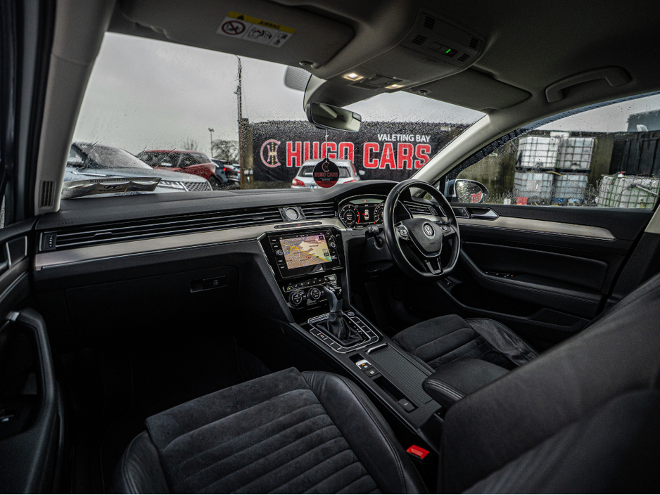 2019 Volkswagen Passat 2019 VW Passat Highline Auto/High spec/1yr warrant €25,888