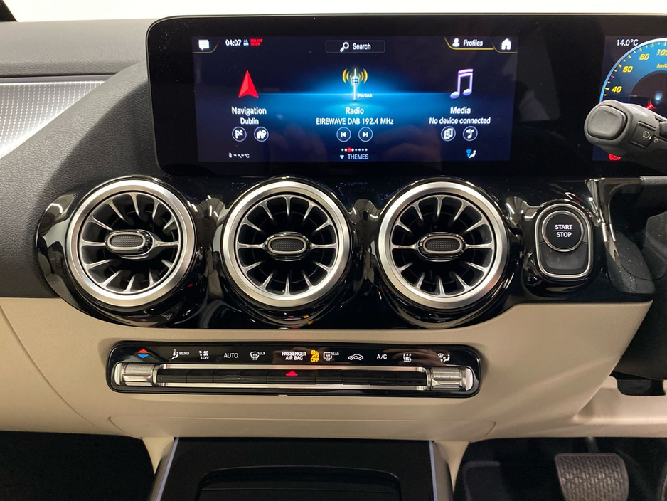 2023 Mercedes-Benz EQA - image 11