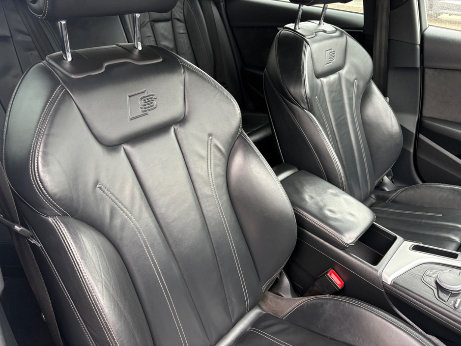 2016 Audi A4 - image 16