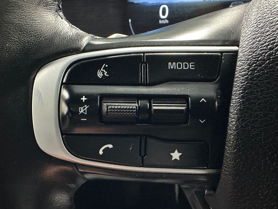 2025 Kia Sportage - image 17