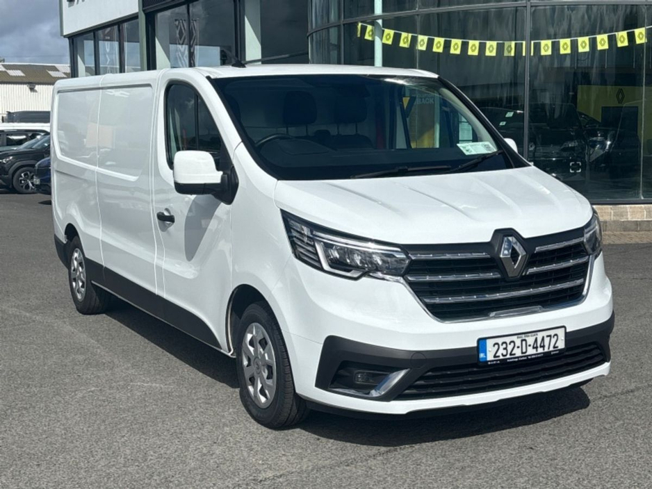 2023 Renault Trafic RED VAN FWD 130 3T1 E6 ex vat price displayed €21,550