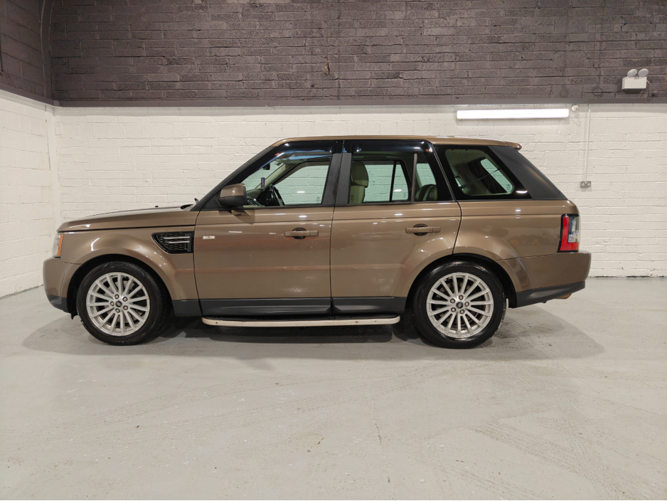2013 Land Rover Range Rover - image 4