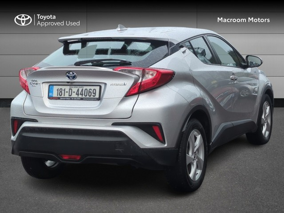 2018 Toyota C-HR C-HR HYBRID LUNA €21,000