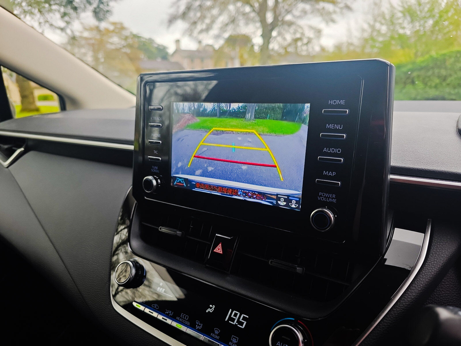 2020 Toyota Corolla - image 12