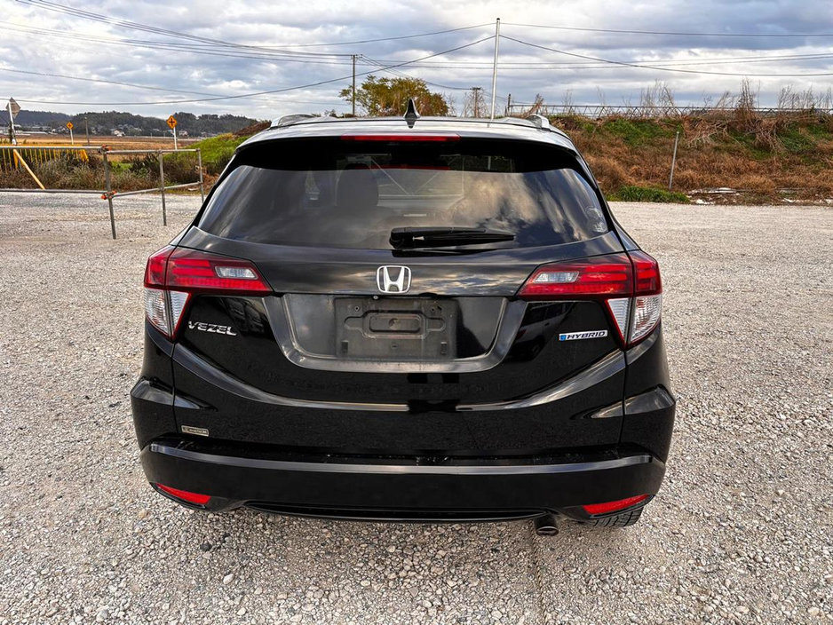 2015 Honda Vezel - image 12