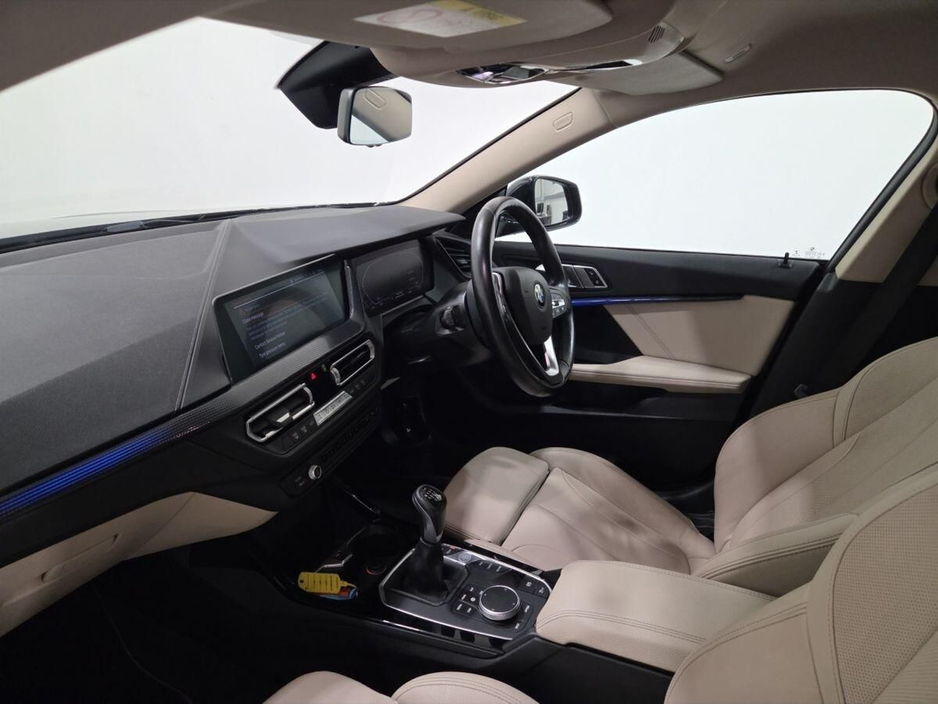 2021 BMW 2 Series - image 7