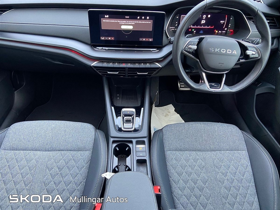 2025 Skoda Octavia - image 2