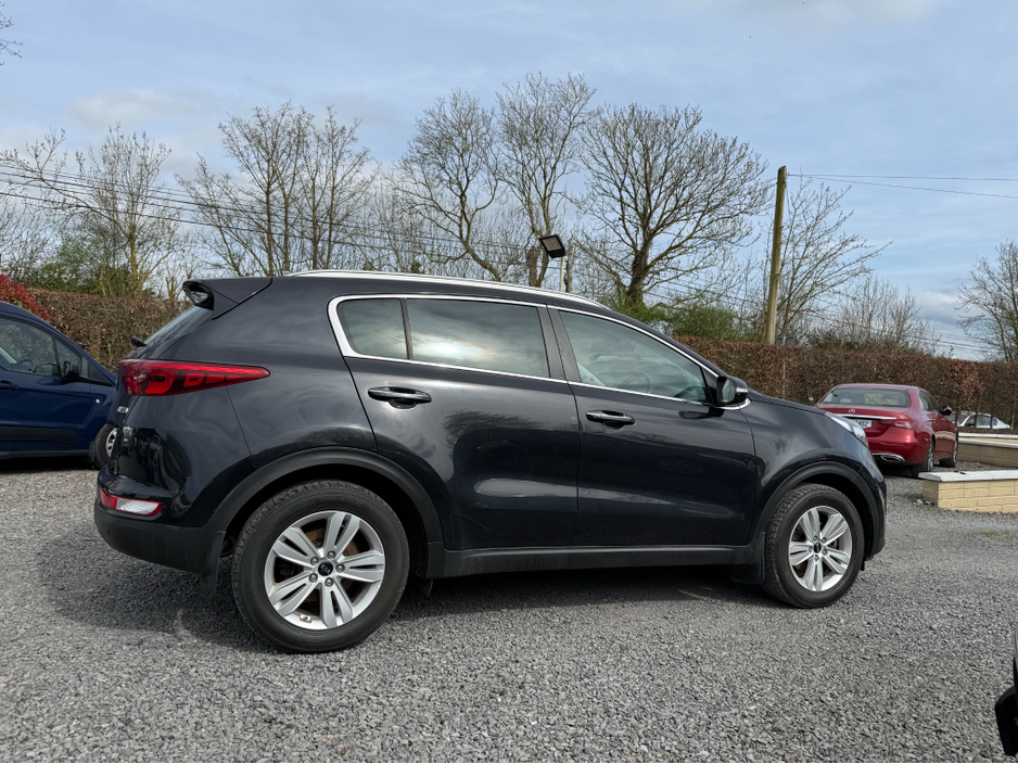 2017 Kia Sportage - image 5