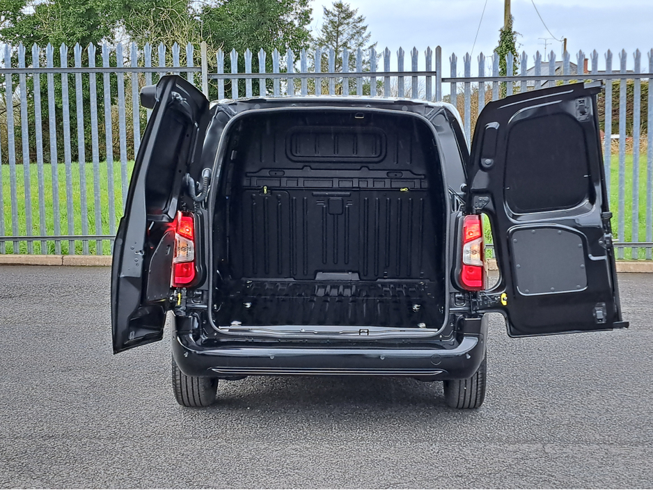 2026 Opel Combo - image 14