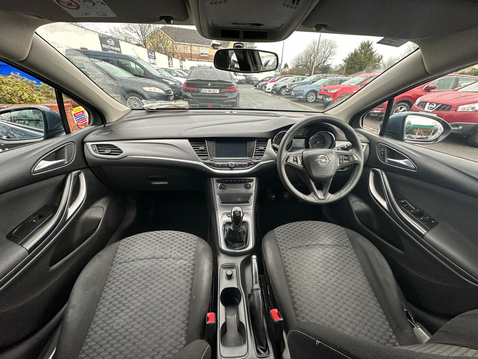 2016 Opel Astra 1.6 L2 H2 2DR €9,950