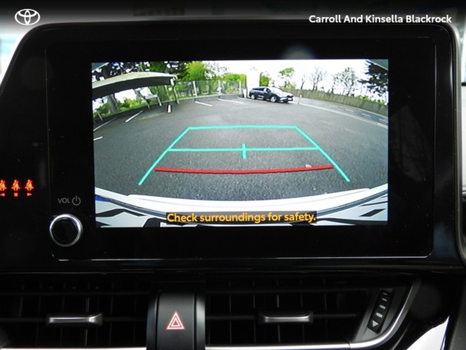 2023 Toyota C-HR - image 10