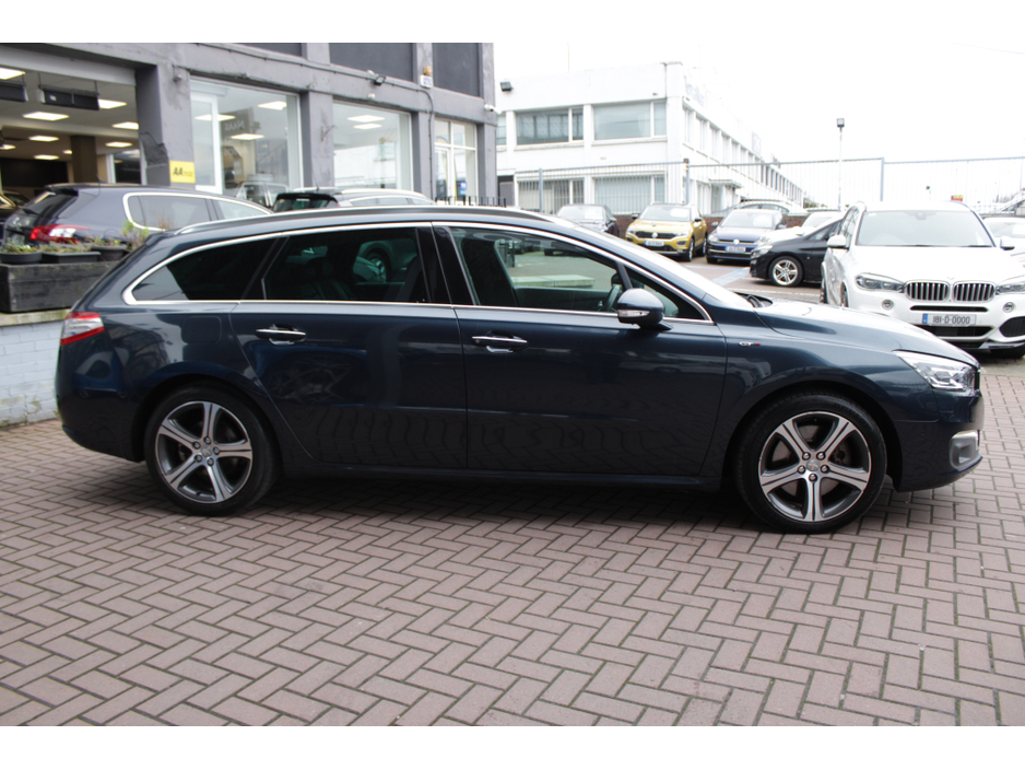 2016 Peugeot 508 - image 3