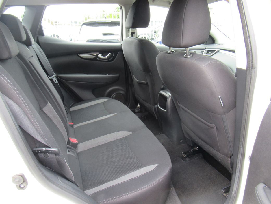 2019 Nissan Qashqai - image 10