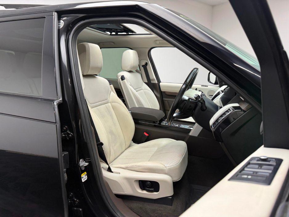 2020 Land Rover Discovery HSE 3.0 DIESEL AUTO *7 SEATER* €44,990