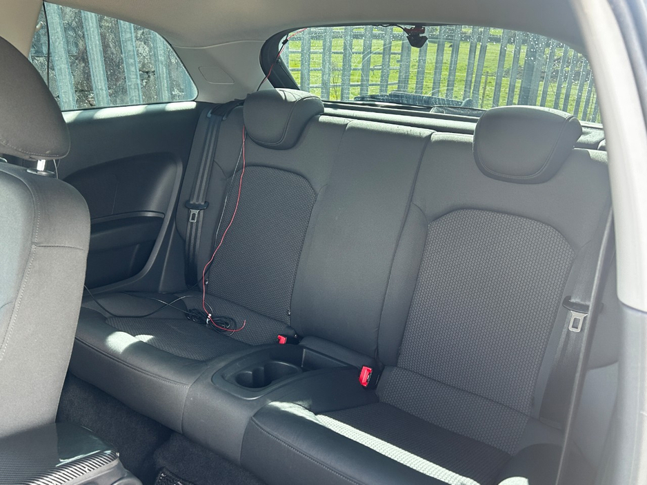 2013 Audi A1 - image 8