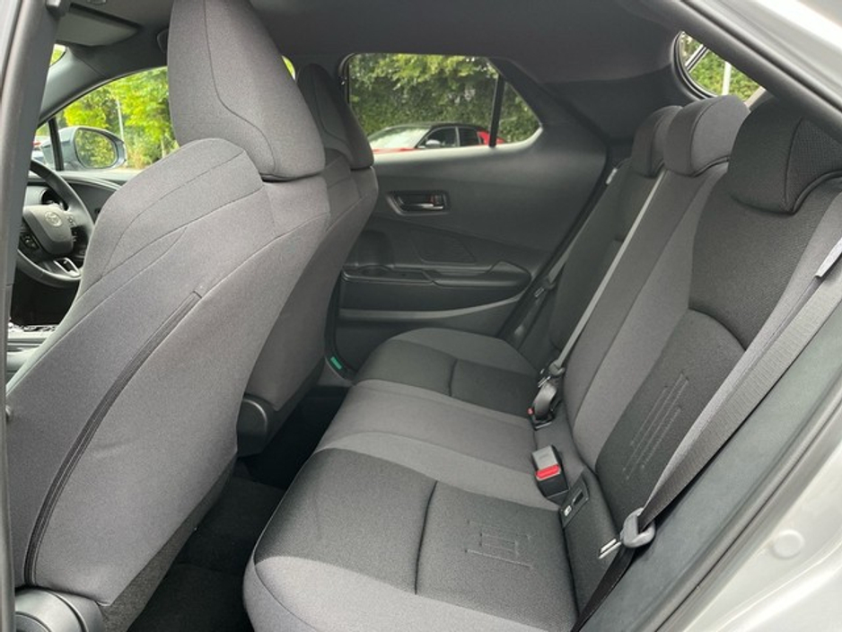 2025 Toyota C-HR C-HR HYBRID SPORT 1.8 €41,450