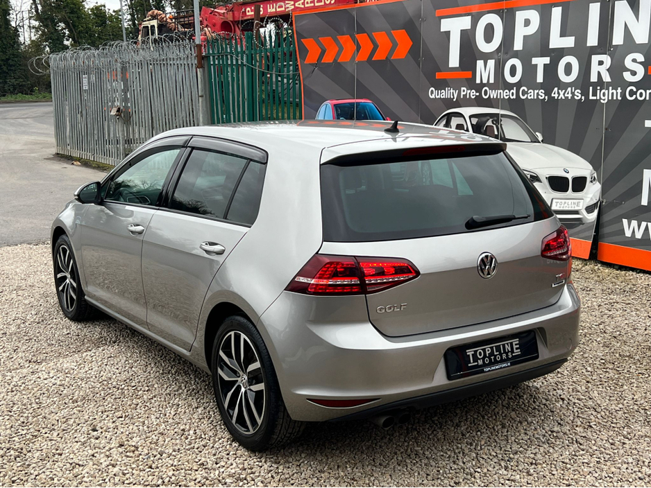 2017 Volkswagen Golf - image 6