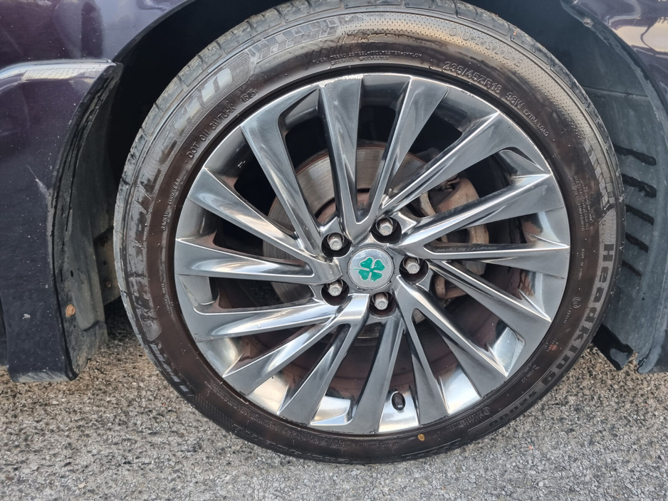 2012 Toyota Estima - image 13