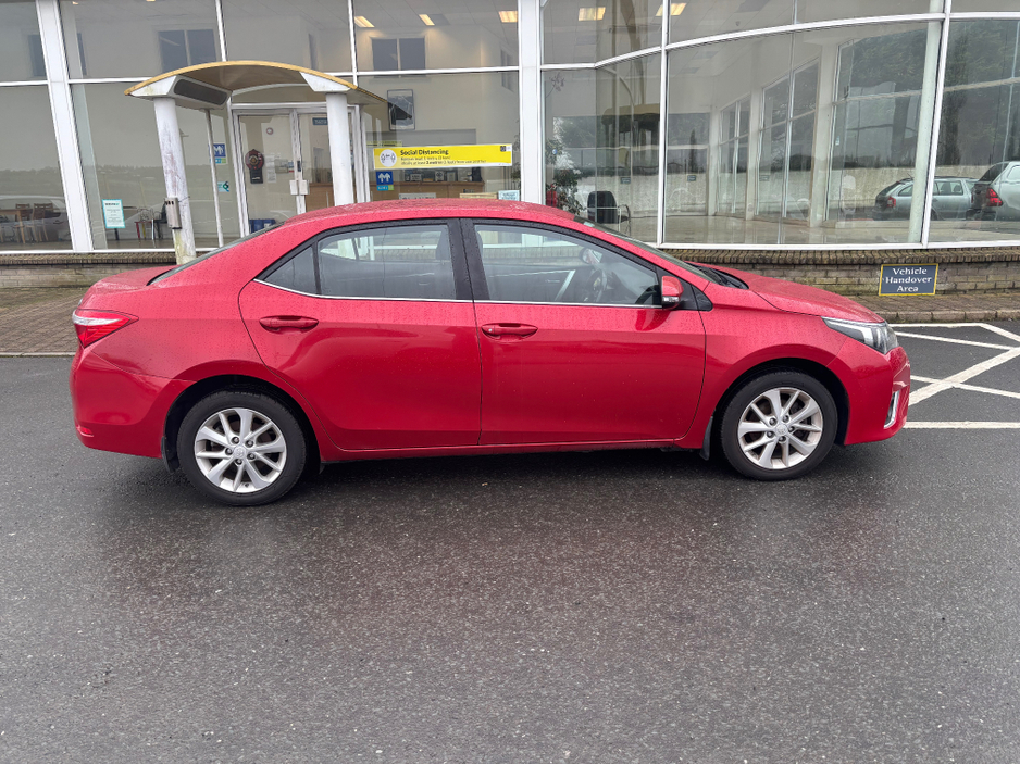 2014 Toyota Corolla 1.33 LUNA 4DR €7,500