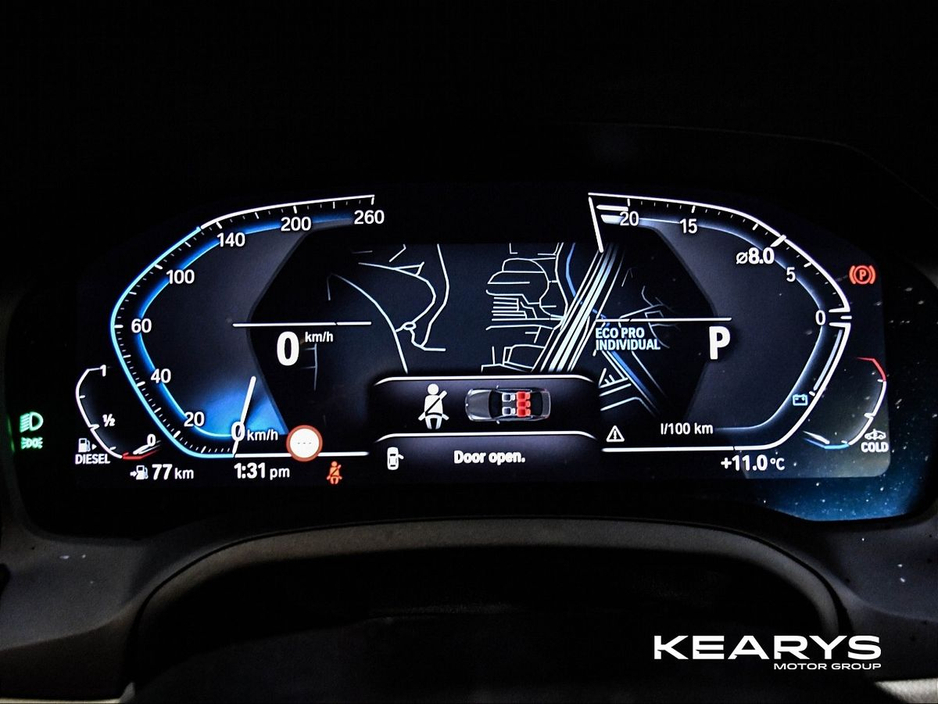 2020 BMW 3 Series - image 29