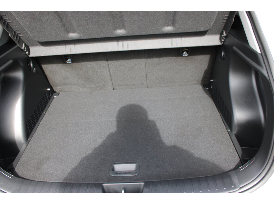 2025 Hyundai Kona - image 12