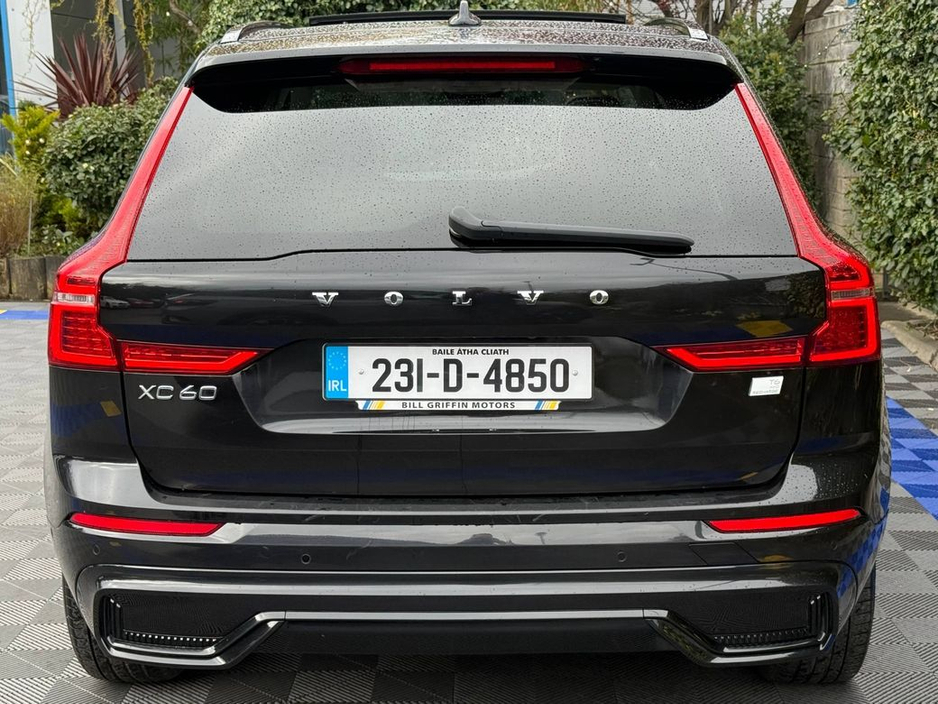 2023 Volvo XC60 - image 18