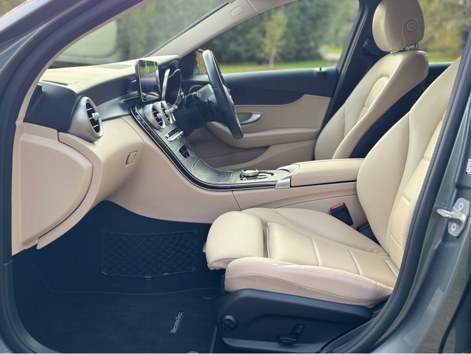 2019 Mercedes-Benz C Class - image 13