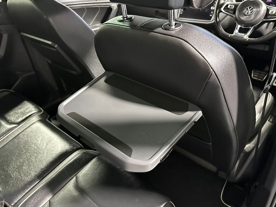 2020 Volkswagen Tiguan - image 28