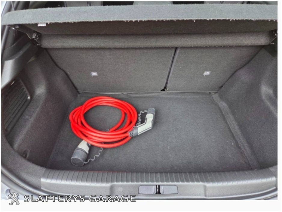 2021 DS Automobiles DS 3 - image 11